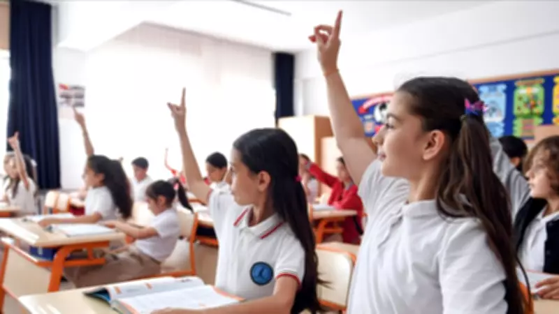 18 Mayıs Pazartesi Okullar Tatil mi? 19 Mayıs Bayramı Öncesi Merak Edilenler