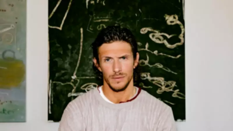 35 yaşındaki ünlü yıldız Jake Hall'un acı ölümü