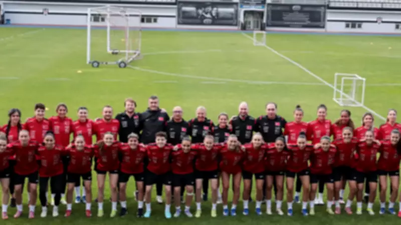 A Milli Kadın Futbol Takımı Kuzey İrlanda Maçı Hazırlıklarını Sürdürüyor