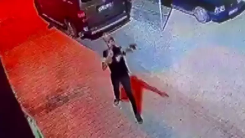 Adana'da Silahlı Saldırı: Şüpheli Silahı Tutukluk Yapınca Panikledi