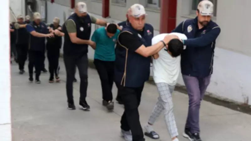 Adana'da uyuyan hücre operasyonu: 16 gözaltı