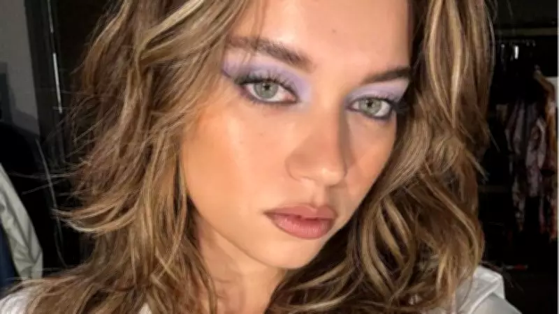Afra Saraçoğlu ve Poyraz Yosmaoğlu Madrid'de Birlikte Görüntülendi