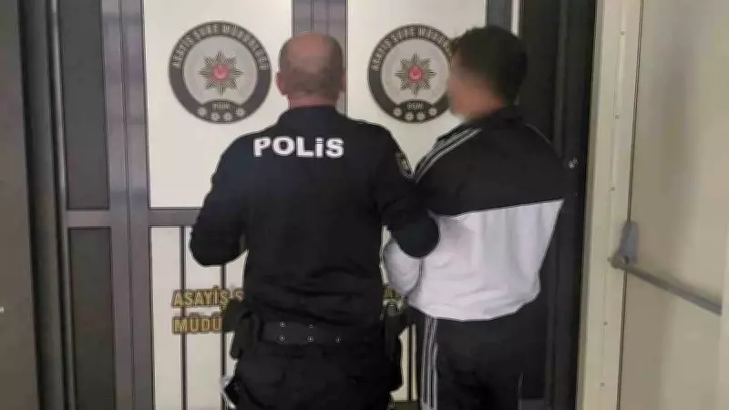 Afyonkarahisar'da 22 Yıl Hapis Cezasıyla Aranan Şahıs Yakalandı
