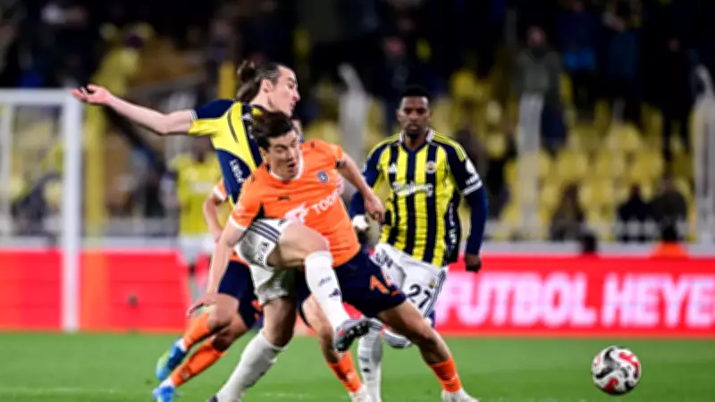 Çağlar Söyüncü: Fenerbahçe'de Oynuyorsak Başımız Dik Olmalı