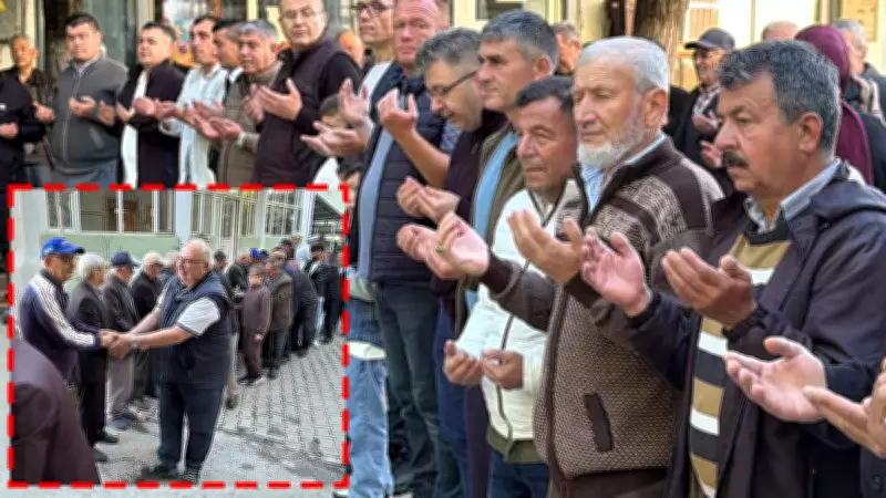 Çanakkale'de asırlık bayram geleneği: Kilometrelerce kuyruk, yarım saat süren bayramlaşma