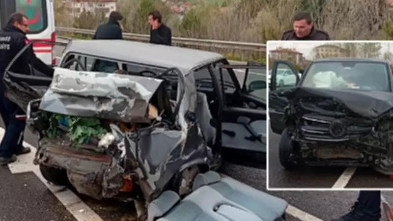 Çankırı'da Panelvan Park Halindeki Otomobile Çarptı: 3 Ölü, 5 Yaralı