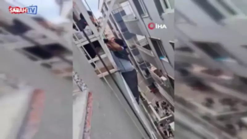 Şanlıurfa'da film sahnesi gibi kurtarma: İşçi balkon demirlerine tutundu