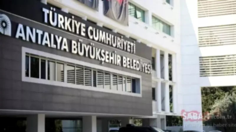 Antalya Büyükşehir Belediyesi Davasında Tanıkların Çarpıcı İfadeleri: Altın ve Rolex Saat