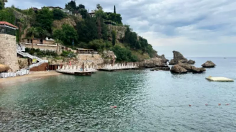 Antalya mavi bayraklı plajda dünyada birinci sırada