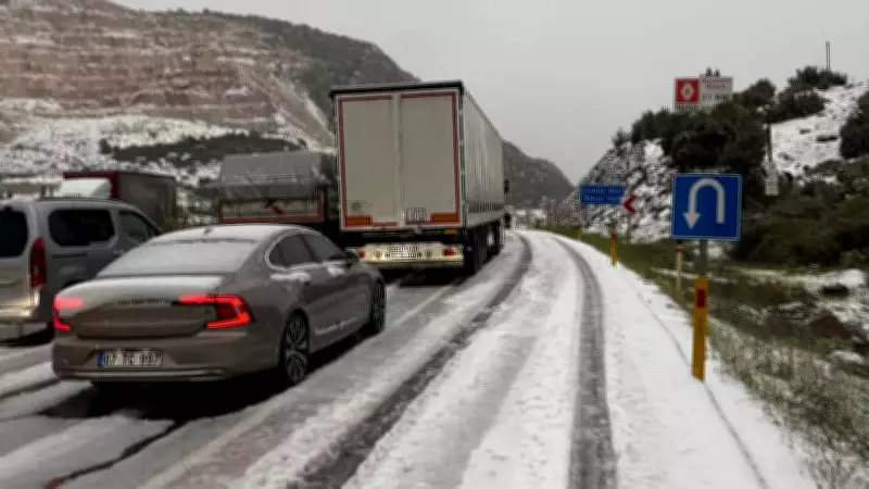 Antalya'da Mayıs Ayında Kar Yağışı Şaşkınlık Yarattı
