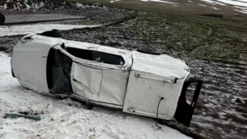 Ardahan'da askeri araç devrildi: 2 astsubay yaralandı