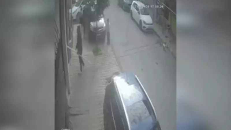 Arnavutköy'de bıçaklı dehşet: Çocuklara ve apartman sakinlerine saldırı