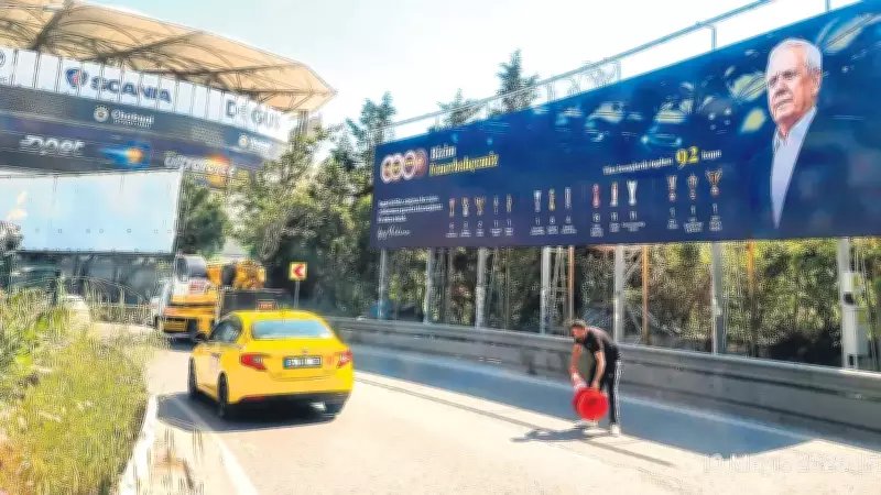 Aziz Yıldırım İstanbul'un Dört Bir Yanında Taraftarla Buluştu