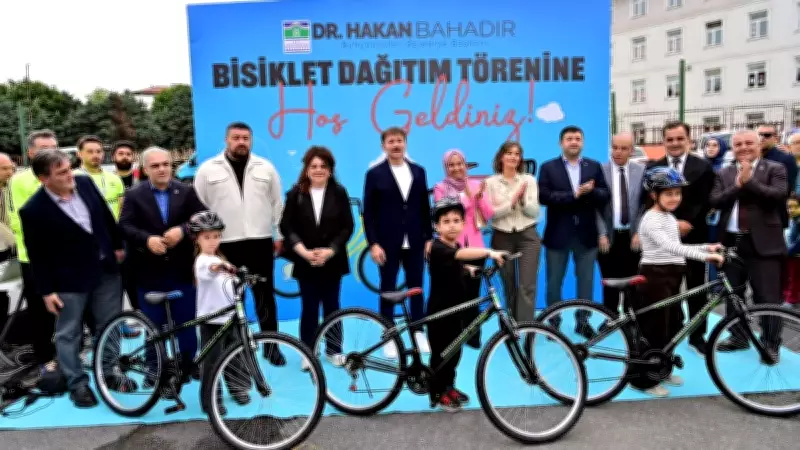 Bahçelievler'de 4 bin 100 çocuğa bisiklet dağıtıldı