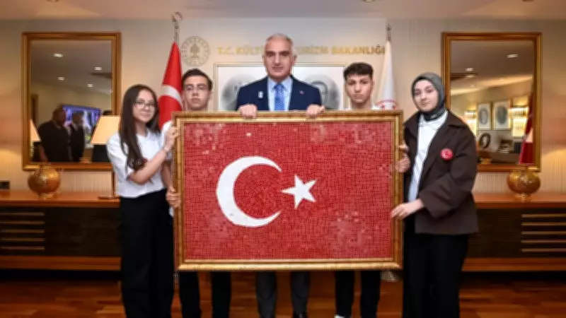 Bakan Ersoy 19 Mayıs'ta Genç Sanatçıları Ağırladı