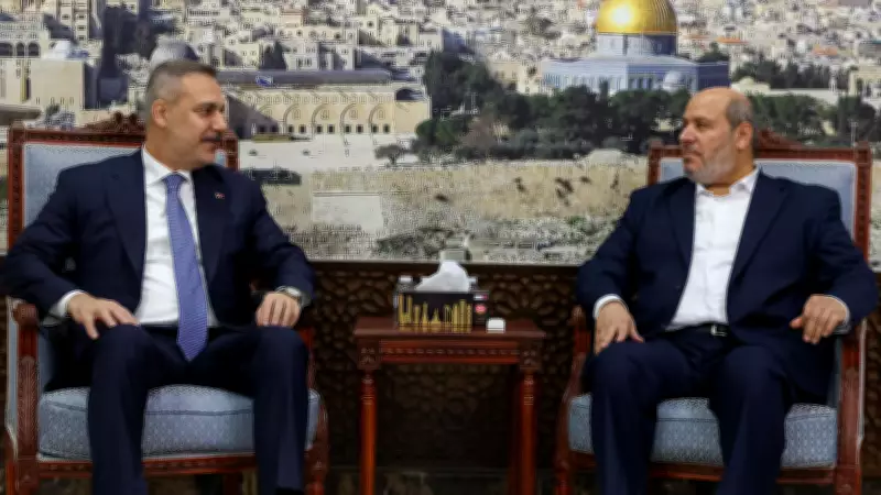 Bakan Fidan, Doha'da Hamas üyesi Hayye'ye taziye ziyareti gerçekleştirdi