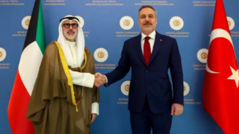 Bakan Fidan Kuveytli mevkidaşı Al Sabah ile bir araya geldi