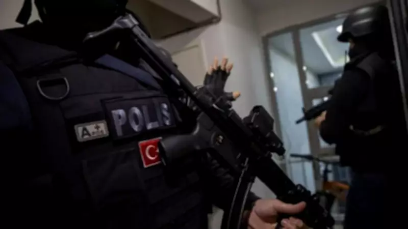 Bakırköy'de dev uyuşturucu operasyonu: 7 tutuklama