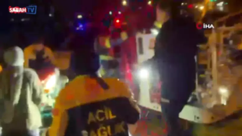 Balıkesir'de yolcu otobüsü devrildi: 3 ölü, 26 yaralı