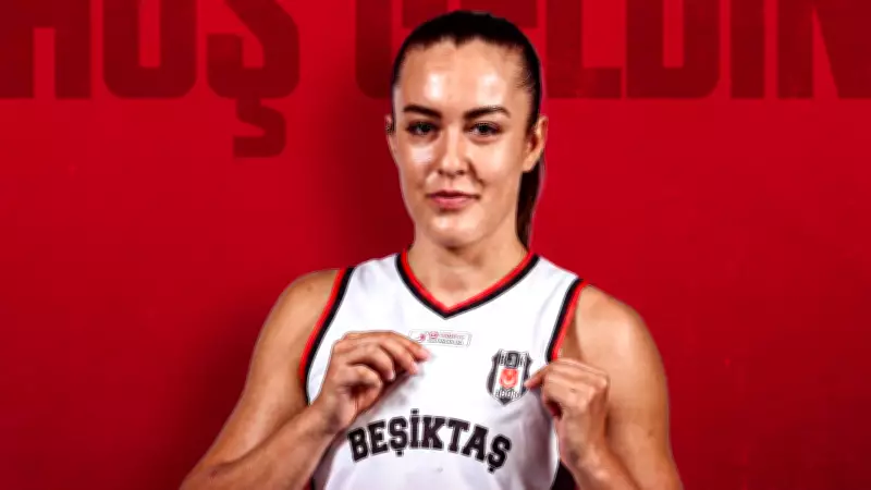 Beşiktaş, Cezayirli smaçör Yasmine Abderrahim'i transfer etti