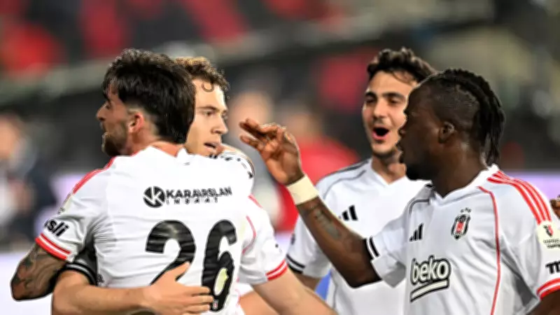 Beşiktaş'ta 4 ayrılık birden! Kadro revizyonu başladı
