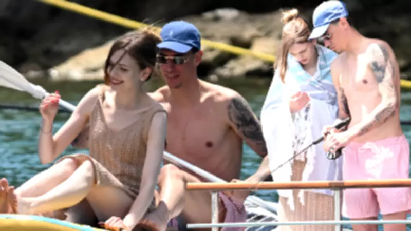 Berke Özer ve Gloria Dinov'dan Göcek'te Romantik Tatil