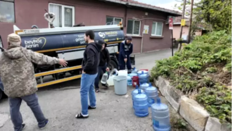 Beykoz'da 4 gündür su kesintisi: Mahalleli bidonlarla kuyruğa giriyor