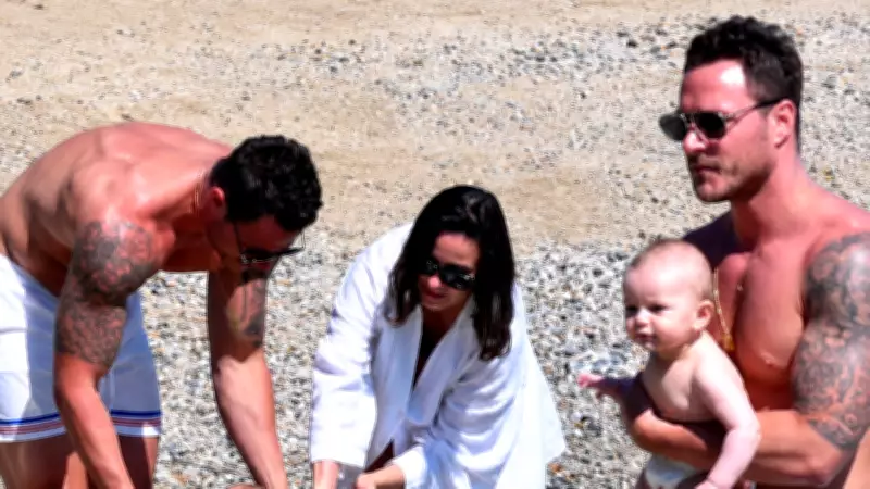 Burak Çelik ve Ece Bayrak Bodrum'da Tatil Keyfi