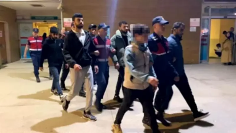 Bursa'da 7 kaçak göçmen jandarma operasyonuyla yakalandı