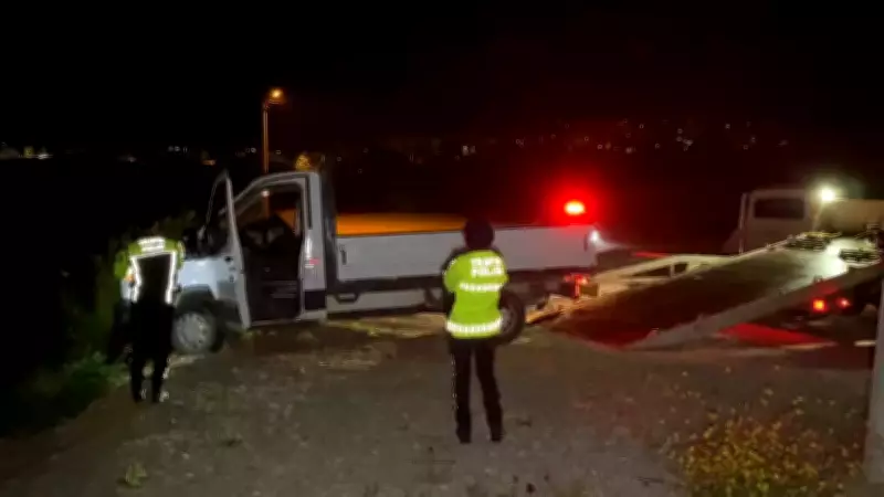Bursa'da kamyonet şarampole uçtu, alkol testini reddeden sürücüye 150 bin TL ceza