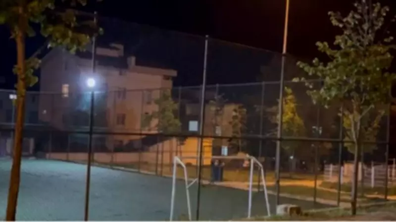 Büyükçekmece'de parkta bıçaklı kavga: 1 ölü, 1 yaralı