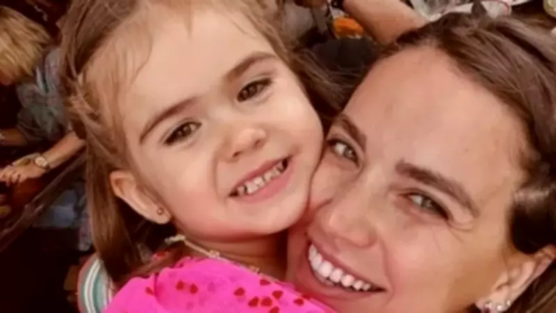 Ceyda Ateş'in Kızı Talia Mezun Oldu: Gururlu Anne Paylaştı