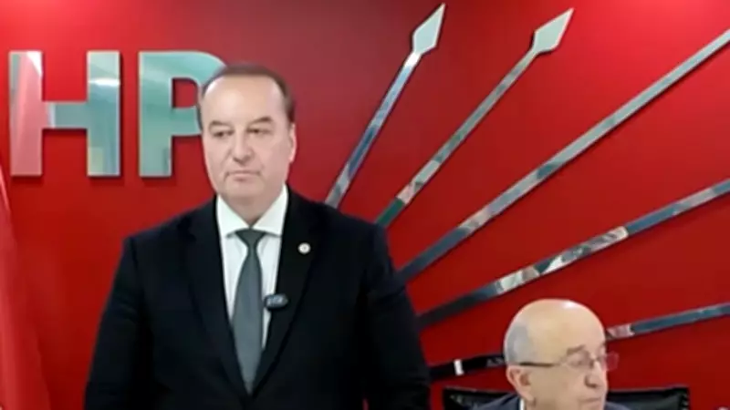 CHP'de 'Tarafını Seç' Gerilimi Büyüyor