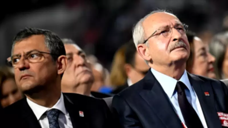 CHP'de Özgür Özel'e sessiz öfke: 20 belediye başkanı Kılıçdaroğlu'na şikayet etti