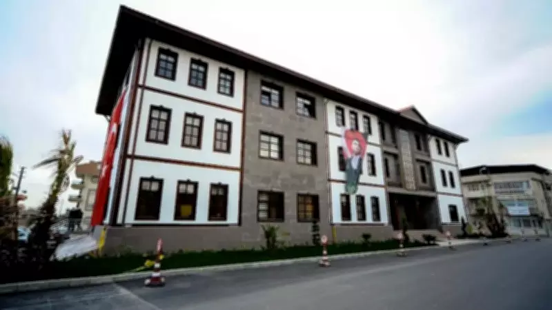 CHP'li Germencik Belediyesi'ne ihale operasyonu: 3 gözaltı