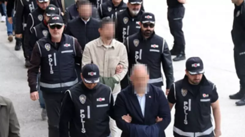 CHP'li Tepebaşı Belediyesine operasyonda 15 şüpheli tutuklandı