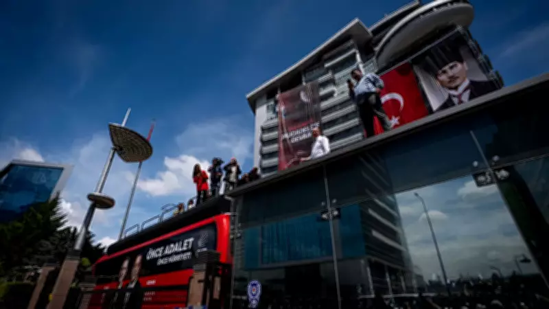 CHP'nin yargıya düşmesi parti içi krizin sonucu: Nebi Miş değerlendirdi