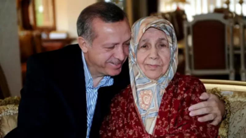 Cumhurbaşkanı Erdoğan'dan Anneler Günü Mesajı