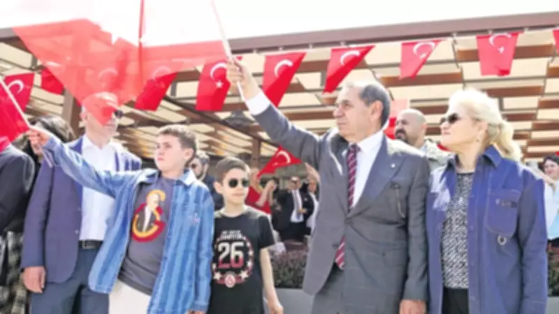 Dursun Özbek: Geleceğini Planlayan Güçlü Galatasaray İnşa Ediyoruz