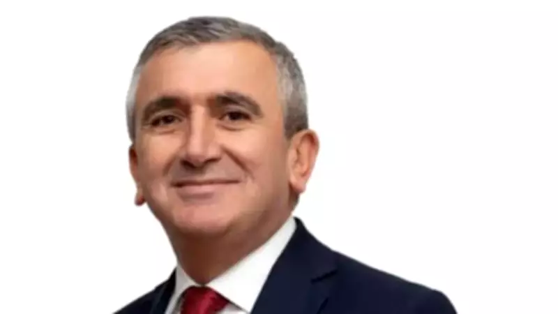 Düzce'de rüşvet operasyonu: Akçakoca Belediye Başkanı Fikret Albayrak gözaltına alındı