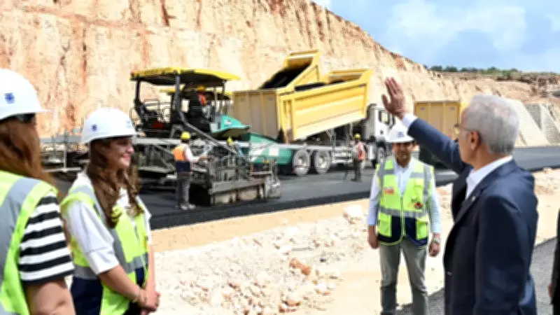 Çeşmeli-Kızkalesi Otoyolu'nda Yüzde 88 Tamamlandı, 2.5 Saatlik Yol 18 Dakikaya İnecek