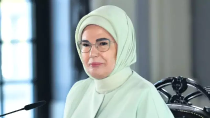 Emine Erdoğan'dan Dünya Ebeler Günü Mesajı