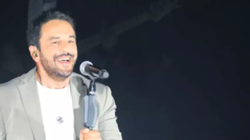 Emre Altuğ'dan Yaz Konserleri Müjdesi: Dokuz Şehirde Sahne Alacak