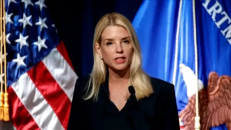 Eski ABD Adalet Bakanı Bondi, Trump'ın Epstein rolüyle ilgili soruları yanıtlamadı