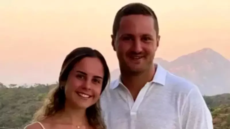 Eski eşler Revna Çakır ve Ömer Sarıgül oğulları için bir araya geldi