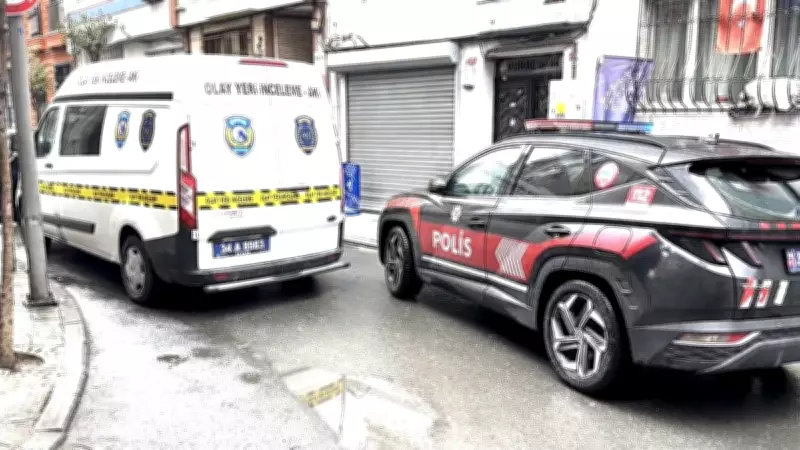Eski sevgili, yeni sevgiliyi 7 yerinden bıçaklayıp başına yumruk attı
