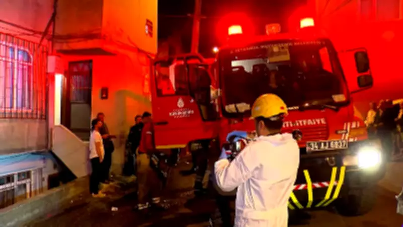 Eyüpsultan'da 3 Katlı Binanın Bodrum Katında Yangın: 2'si Çocuk 4 Ağır Yaralı