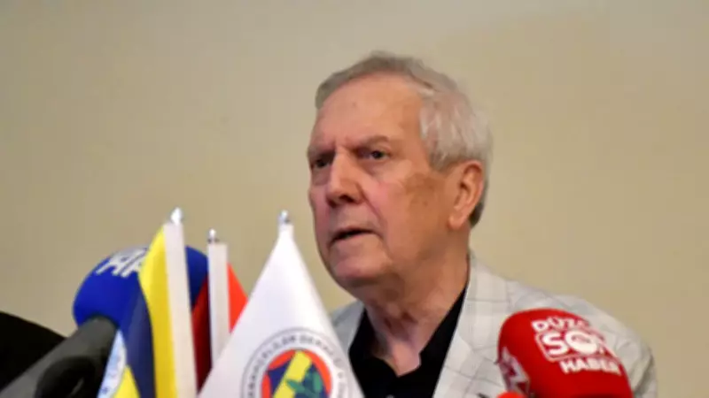 Fenerbahçe efsanesi geri dönüyor! Aziz Yıldırım resmen açıkladı