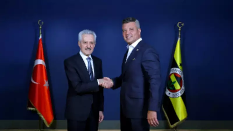 Fenerbahçe'den Acıbadem Sağlık Grubu ile forma sponsorluğu anlaşması