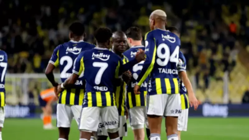 Fenerbahçeli yıldıza dev kanca! Yeni rolü kararını belirleyecek